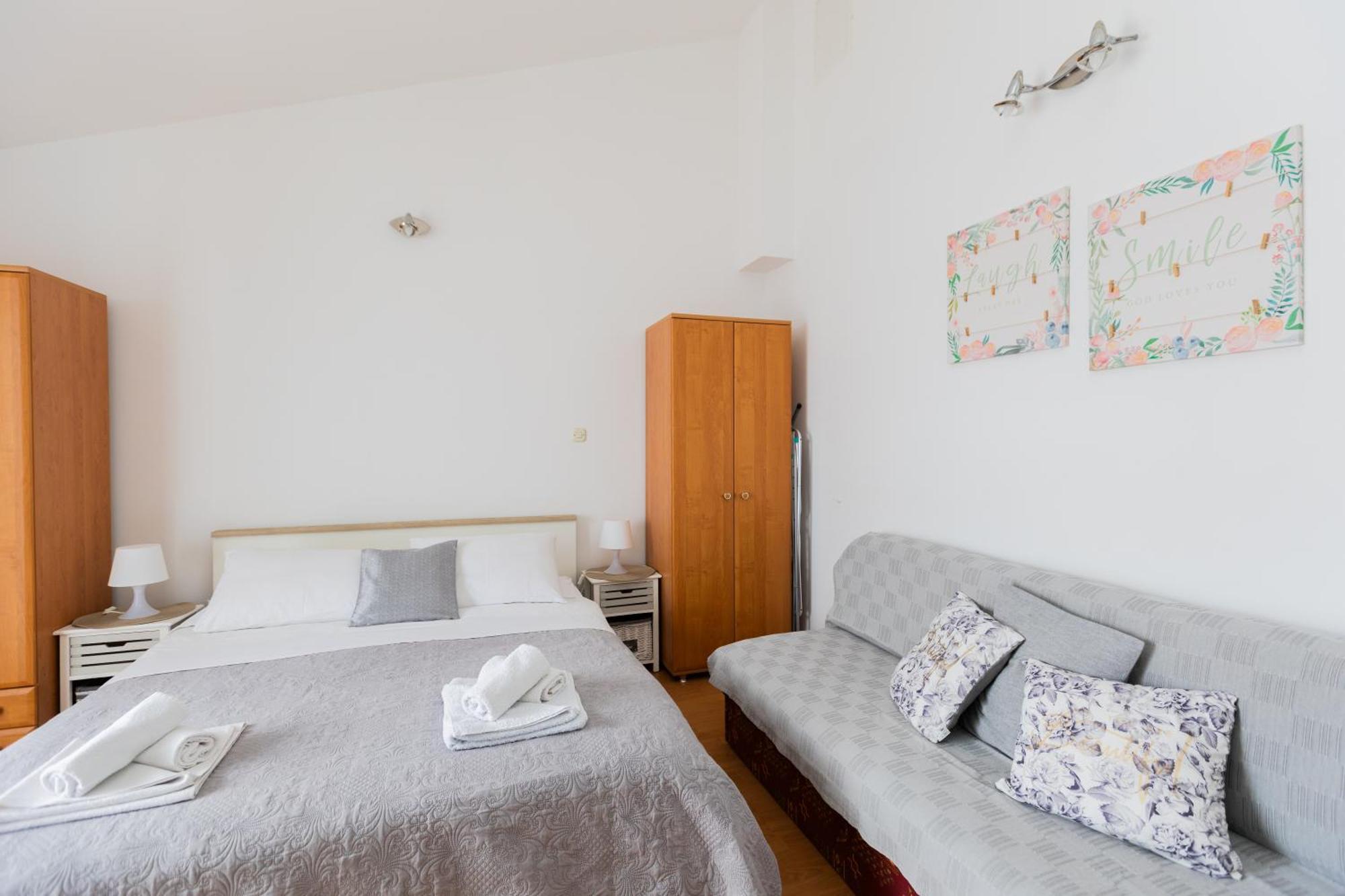 Apartments Rudi ล็อควา โรโกซนิตซา ภายนอก รูปภาพ